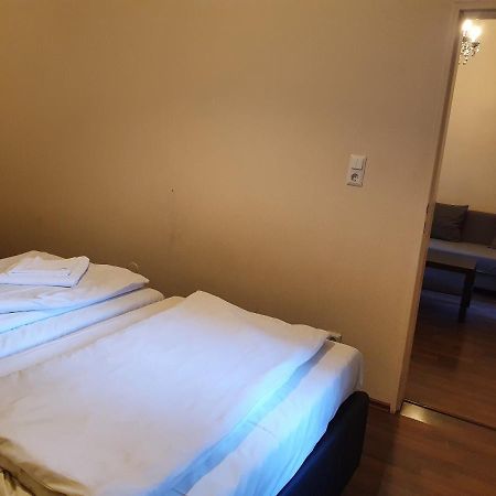 דיסלדורף Hotel Schaum מראה חיצוני תמונה