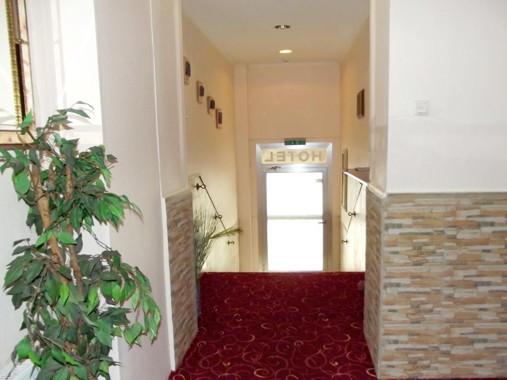 דיסלדורף Hotel Schaum מראה חיצוני תמונה